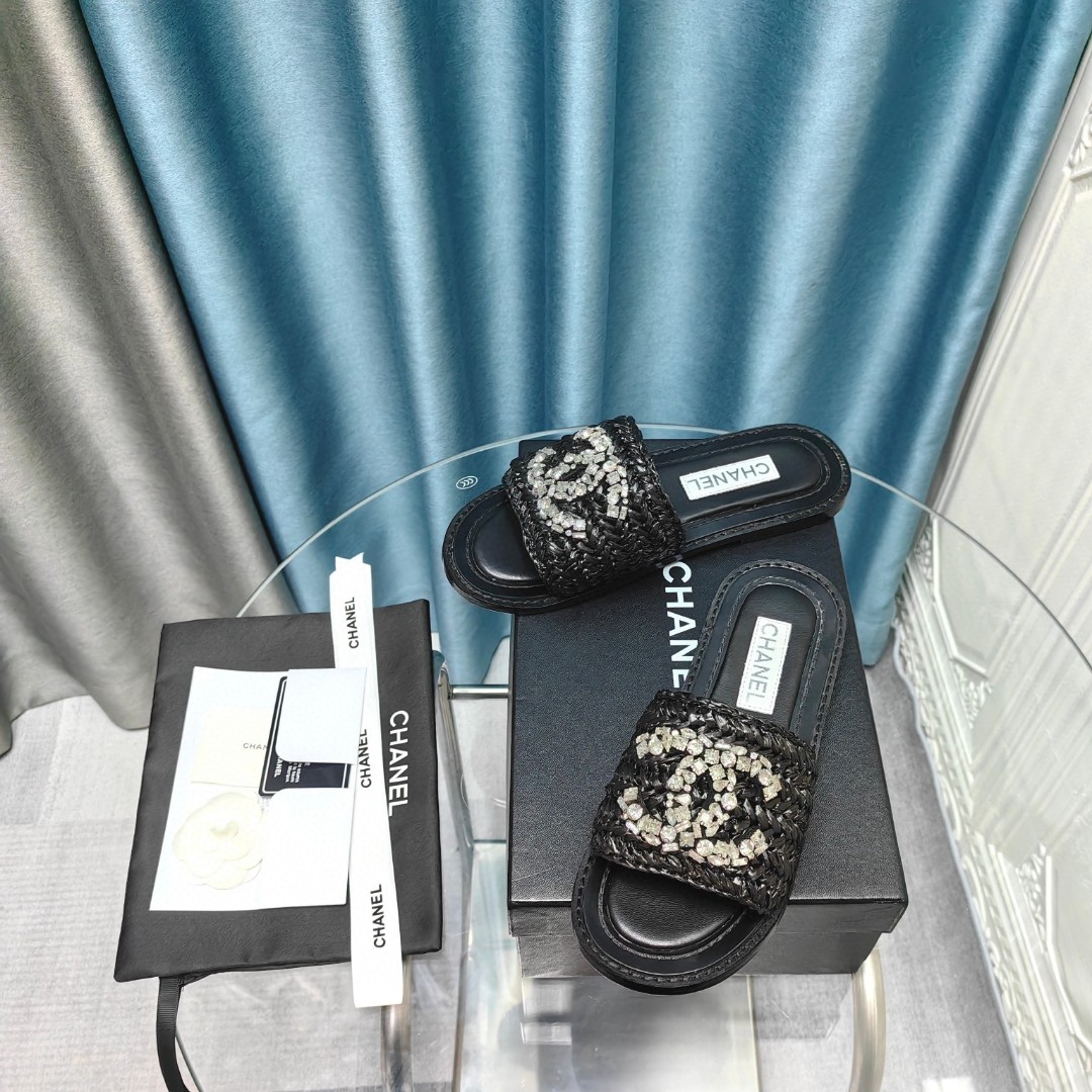 CHANEL Rhinestone woven slippers