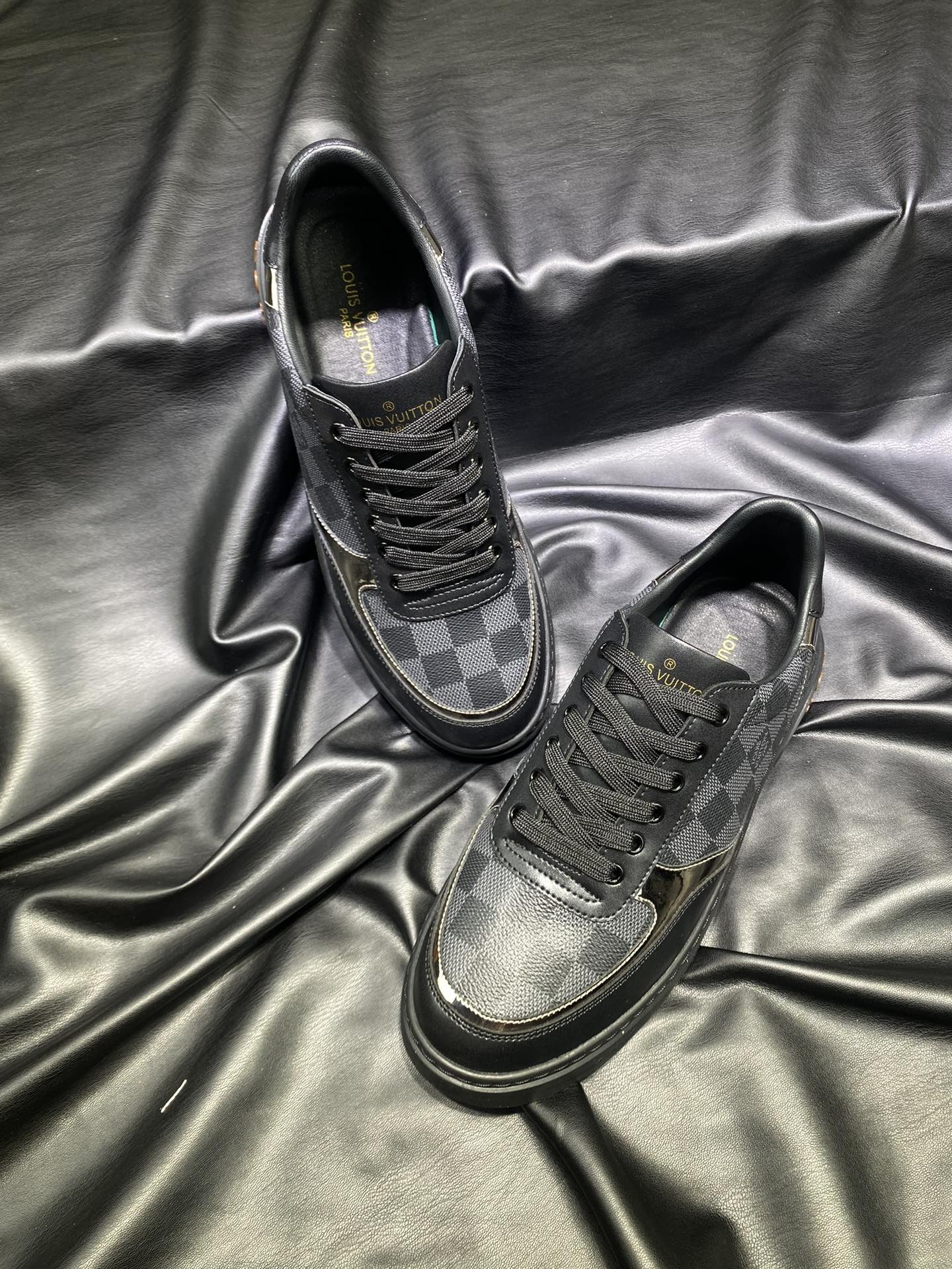 LV low-top casual shoes