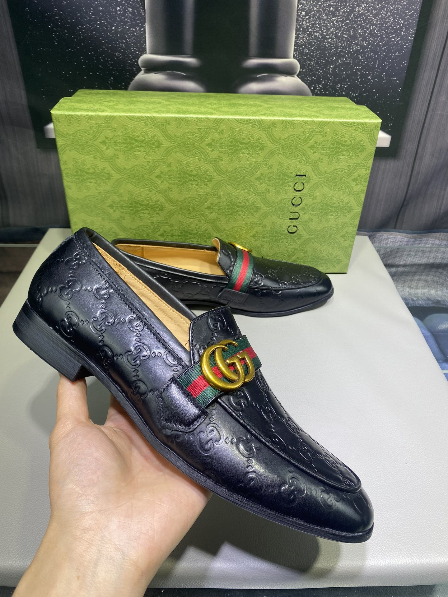 Gucci leather shoes