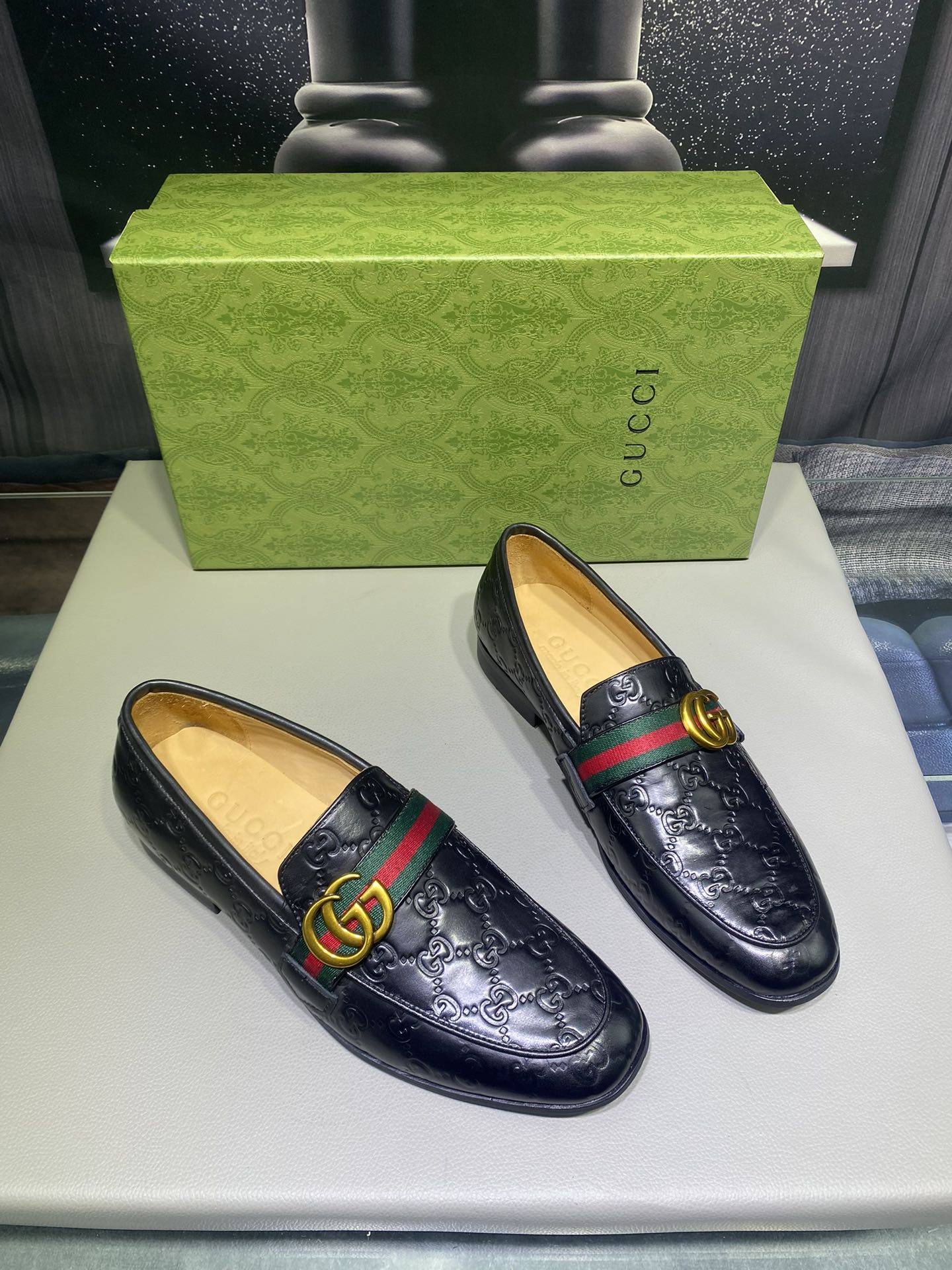 Gucci leather shoes