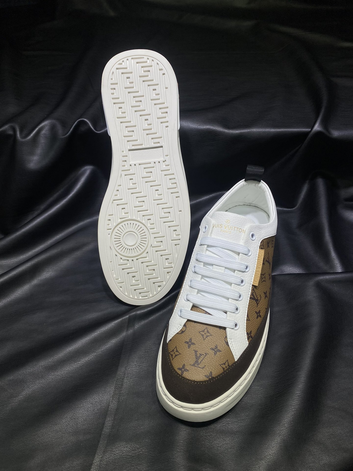 LV low-top casual shoes