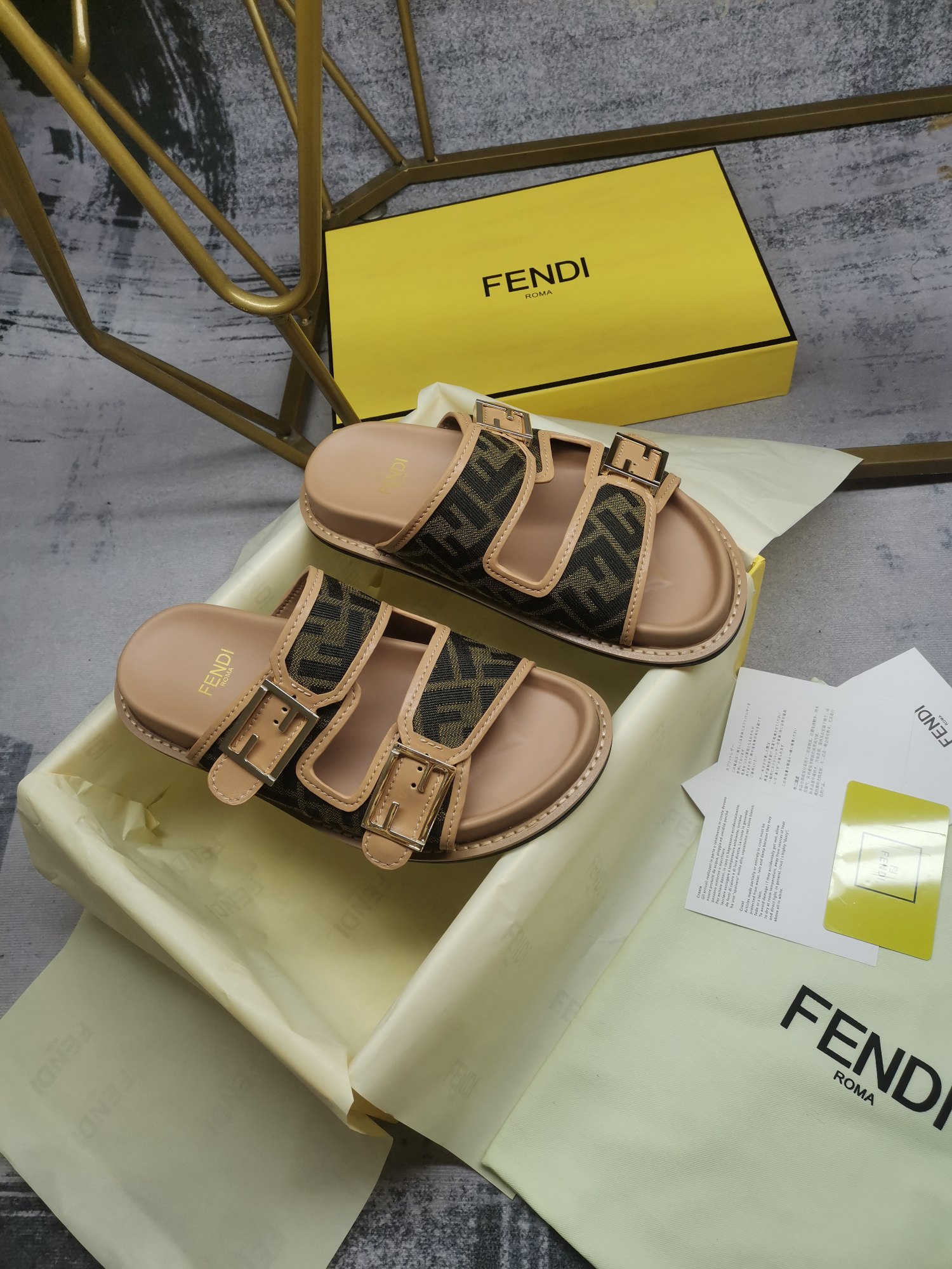FENDI Slippers