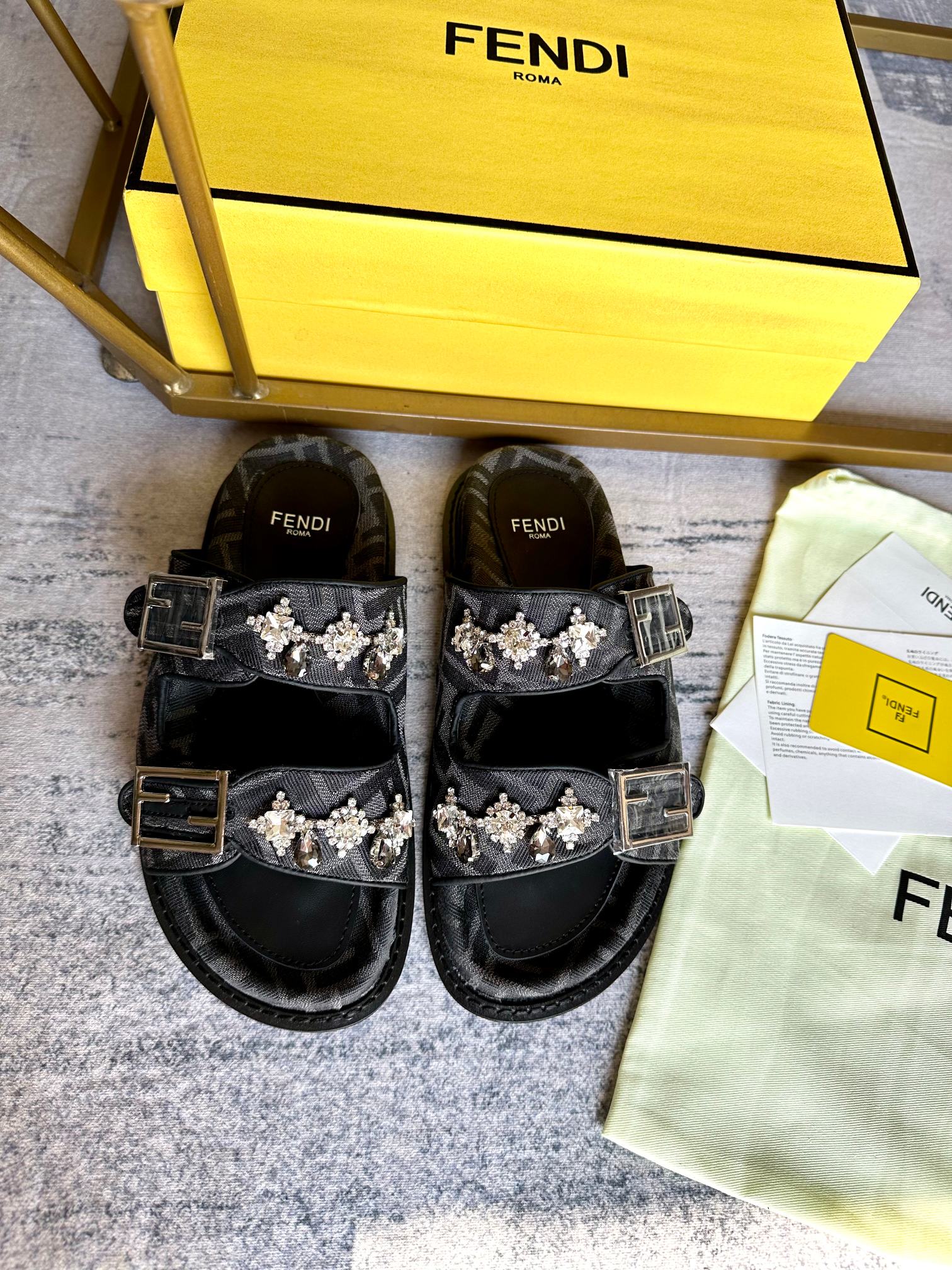 FENDI Slippers