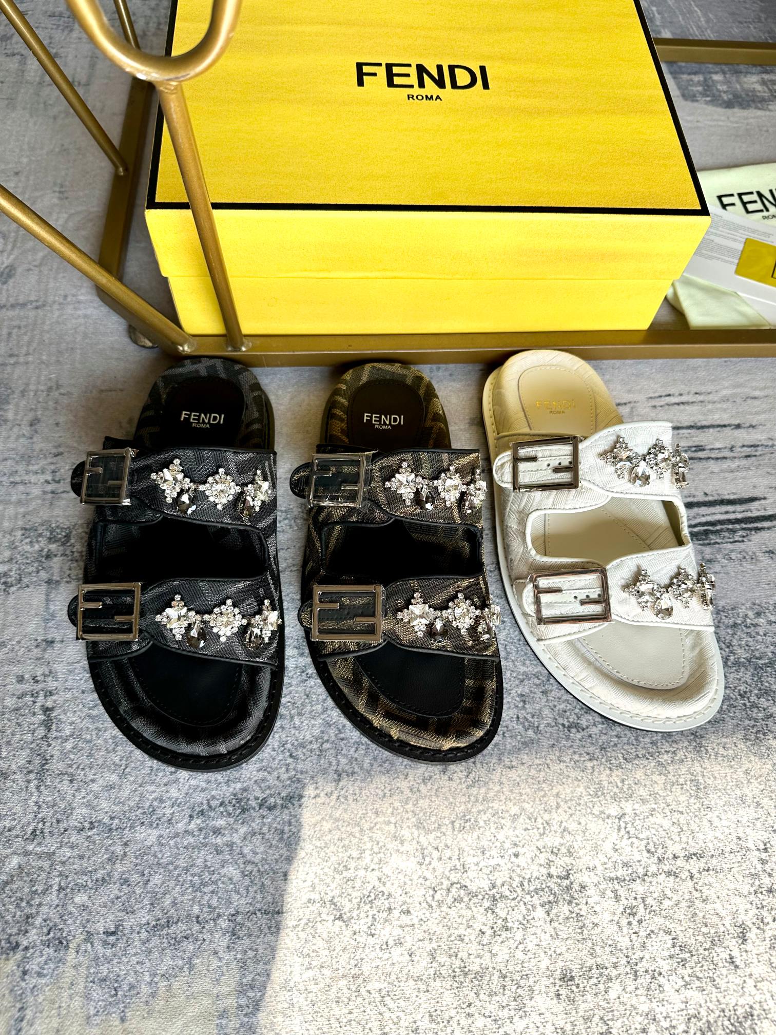 FENDI Slippers
