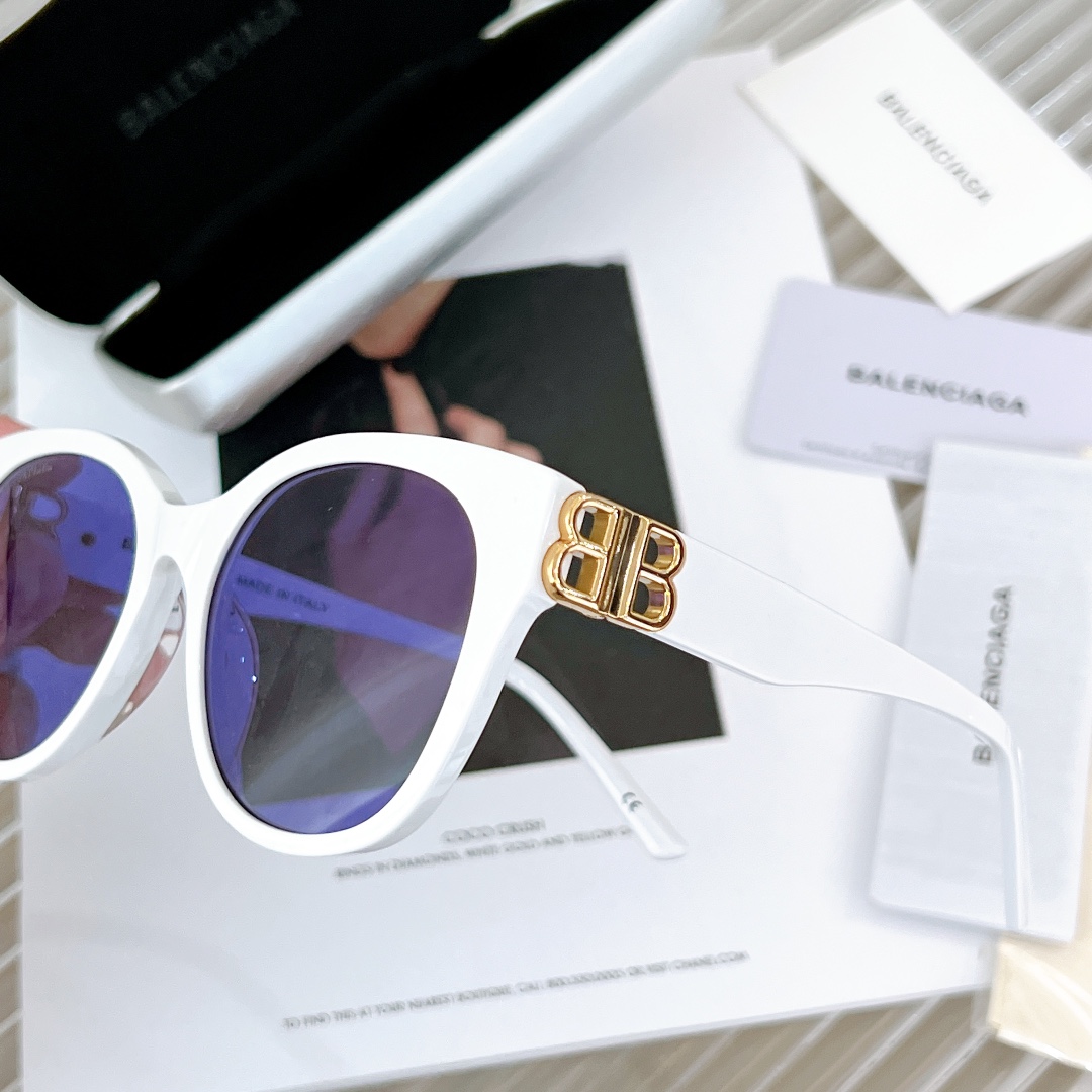 𝗕𝗔𝗟𝗘𝗡𝗖𝗜𝗔𝗚𝗔 Sunglasses