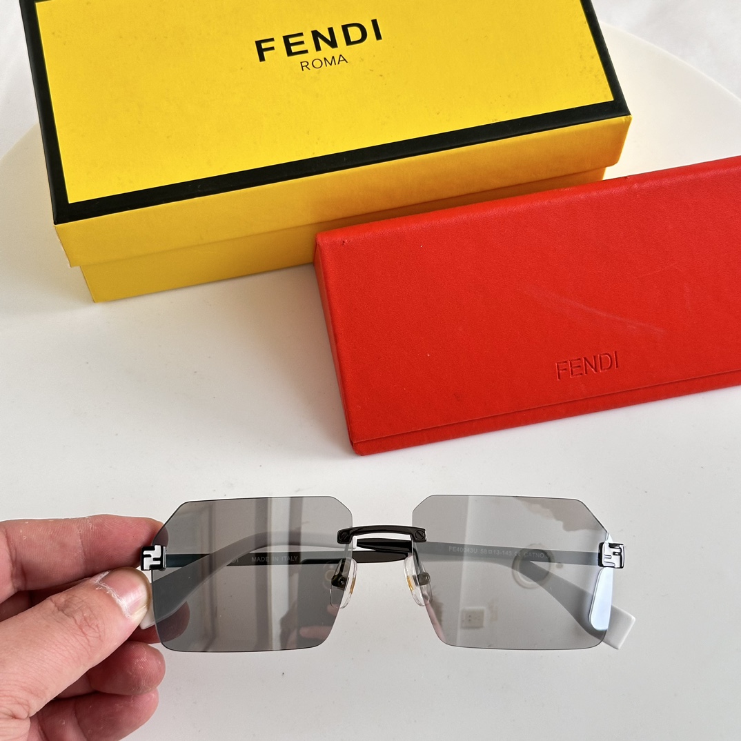 FENDI Sunglasses