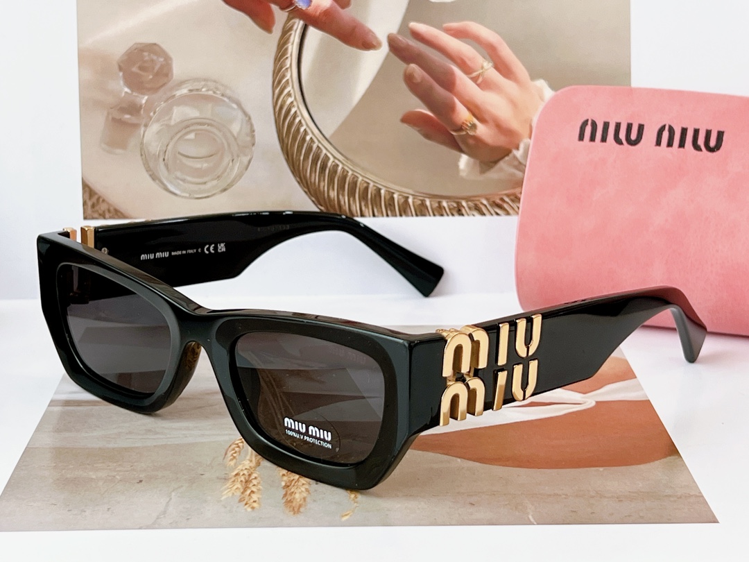 MIUMIU logo Sunglasses