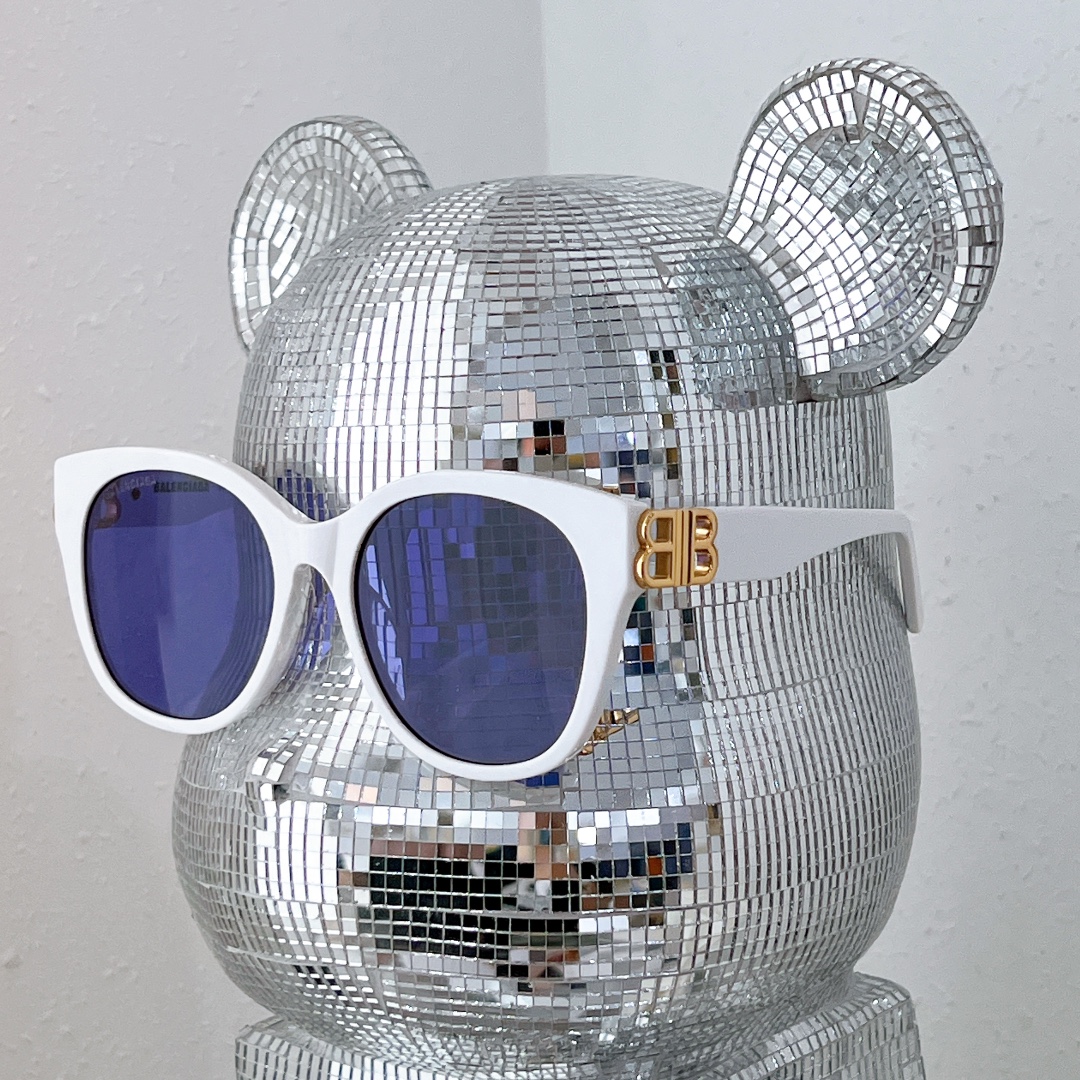 𝗕𝗔𝗟𝗘𝗡𝗖𝗜𝗔𝗚𝗔 Sunglasses