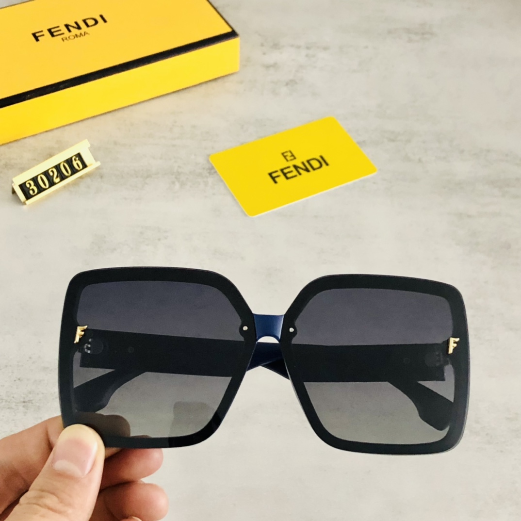 FENDI Sunglasses