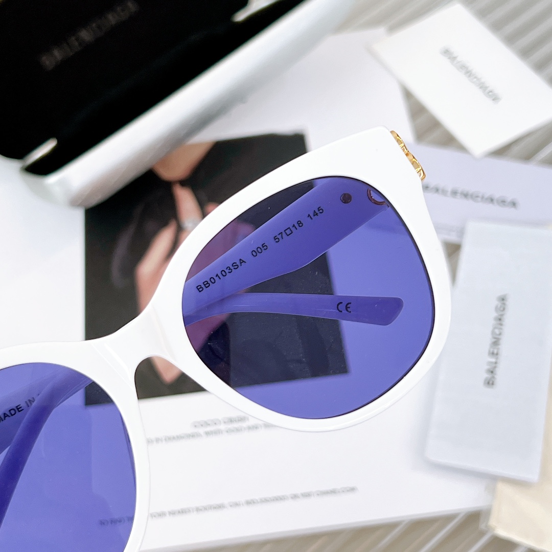 𝗕𝗔𝗟𝗘𝗡𝗖𝗜𝗔𝗚𝗔 Sunglasses