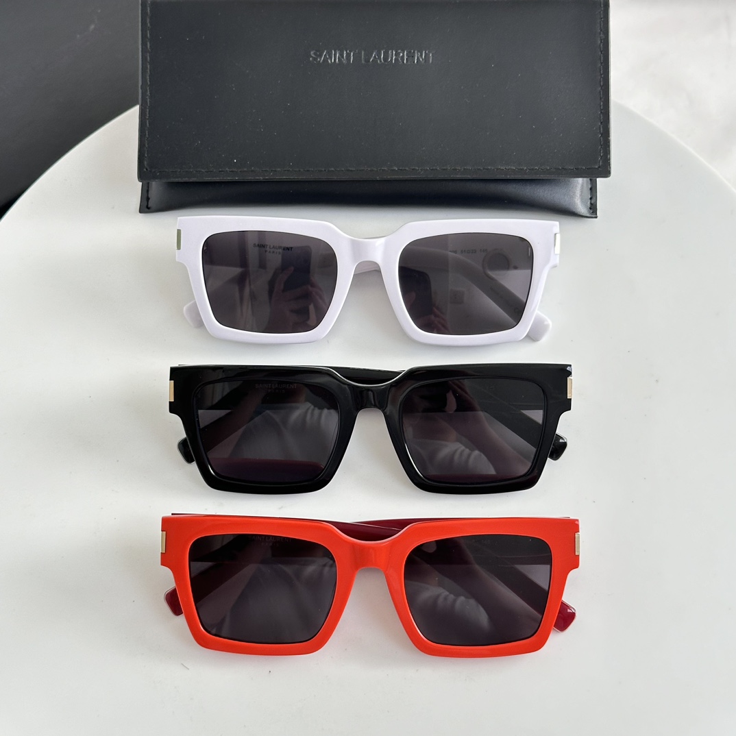 SAINT LAURN Sunglasses