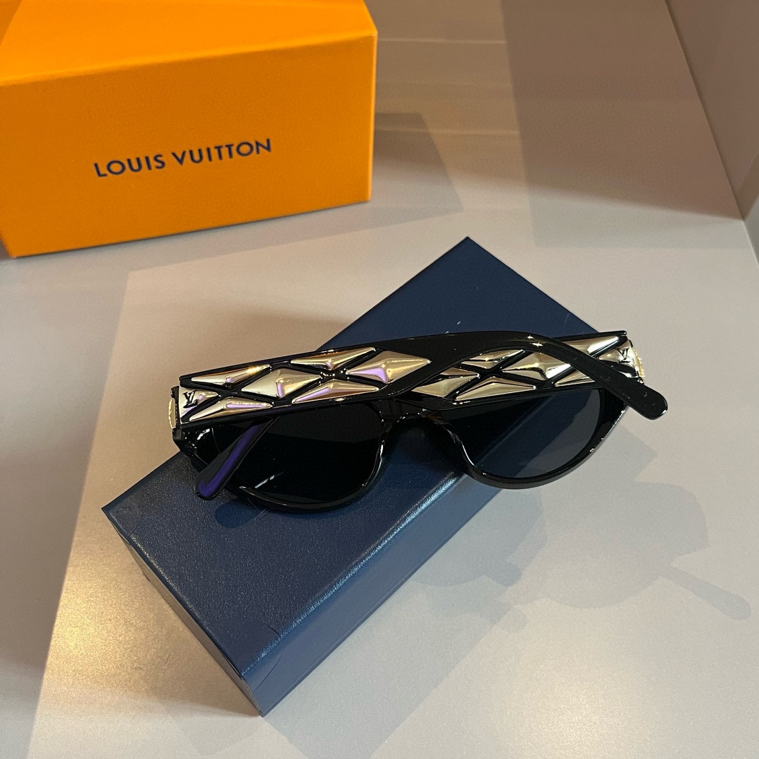 LV peephole Sunglasses