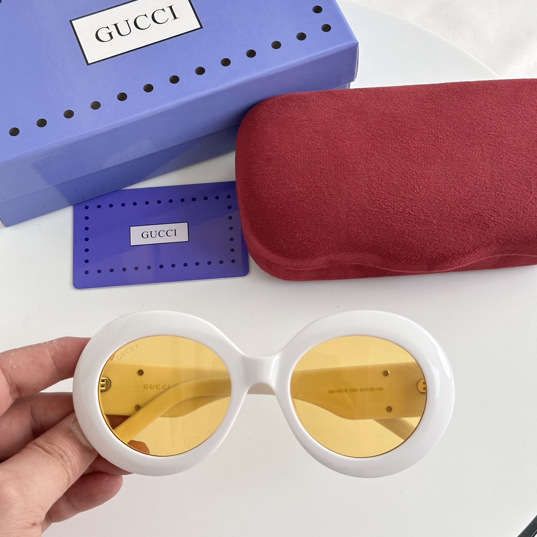 GUCCI GG Sunglasses