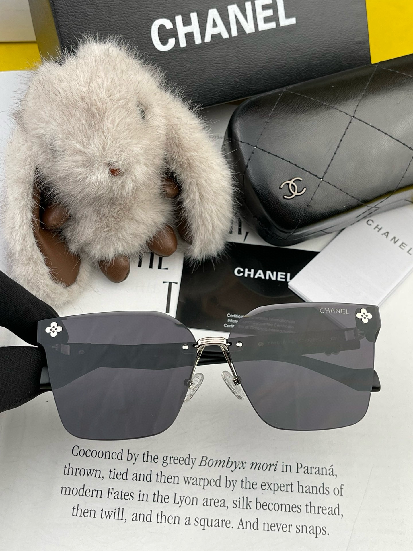 CHANEL Sunglasses
