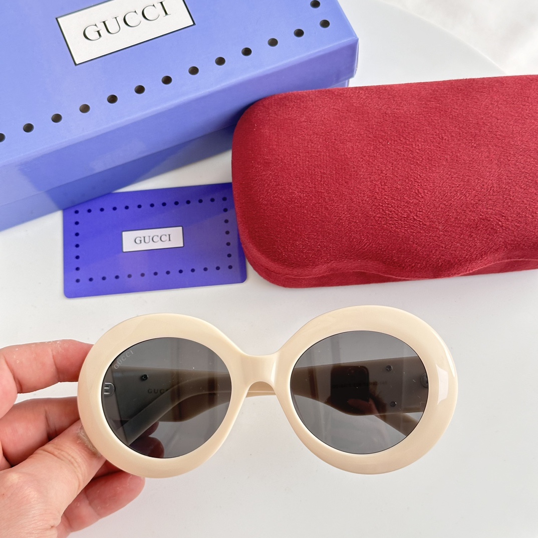 GUCCI GG Sunglasses