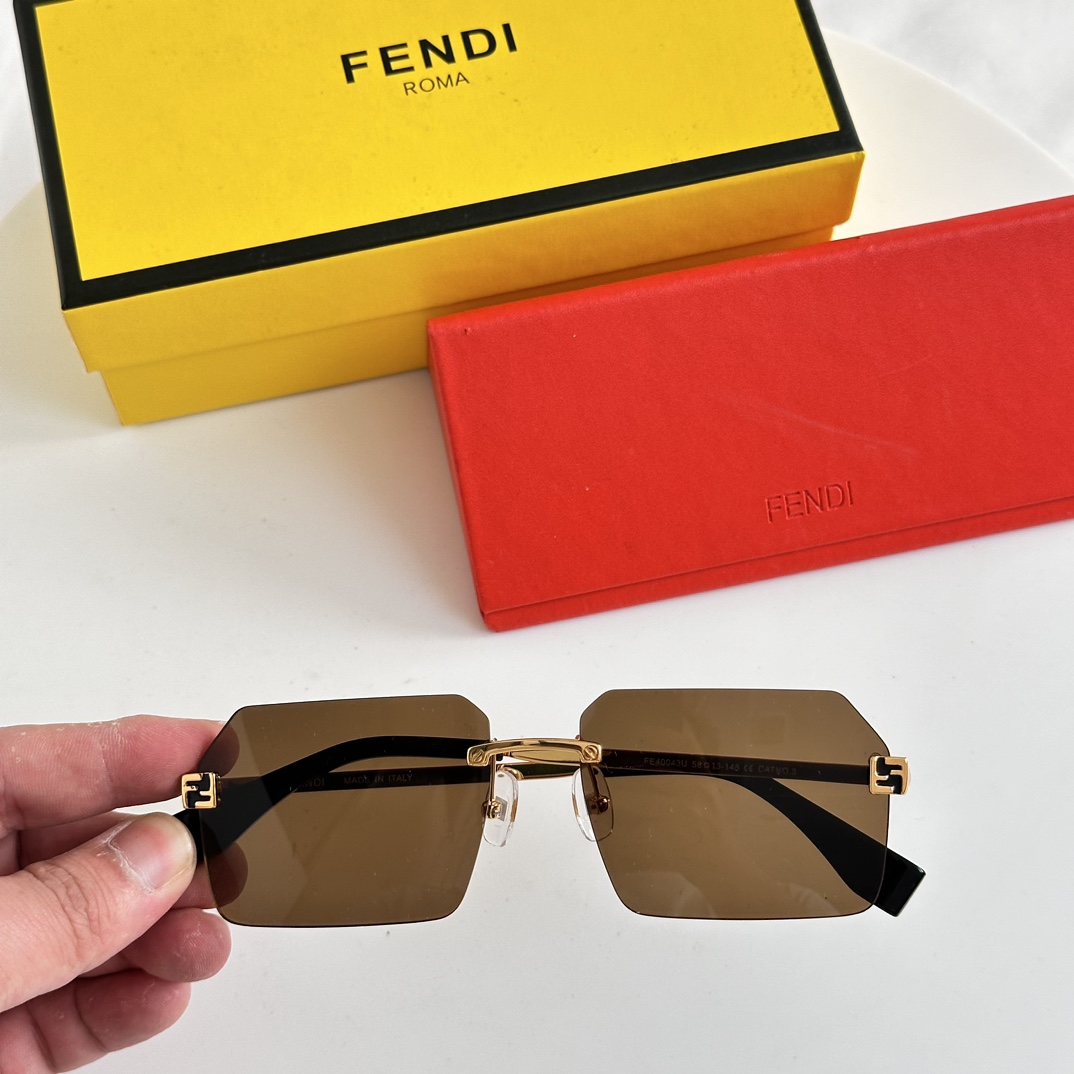 FENDI Sunglasses