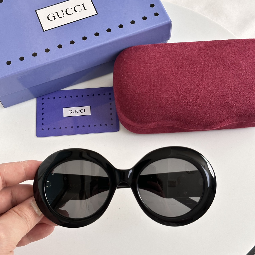 GUCCI GG Sunglasses