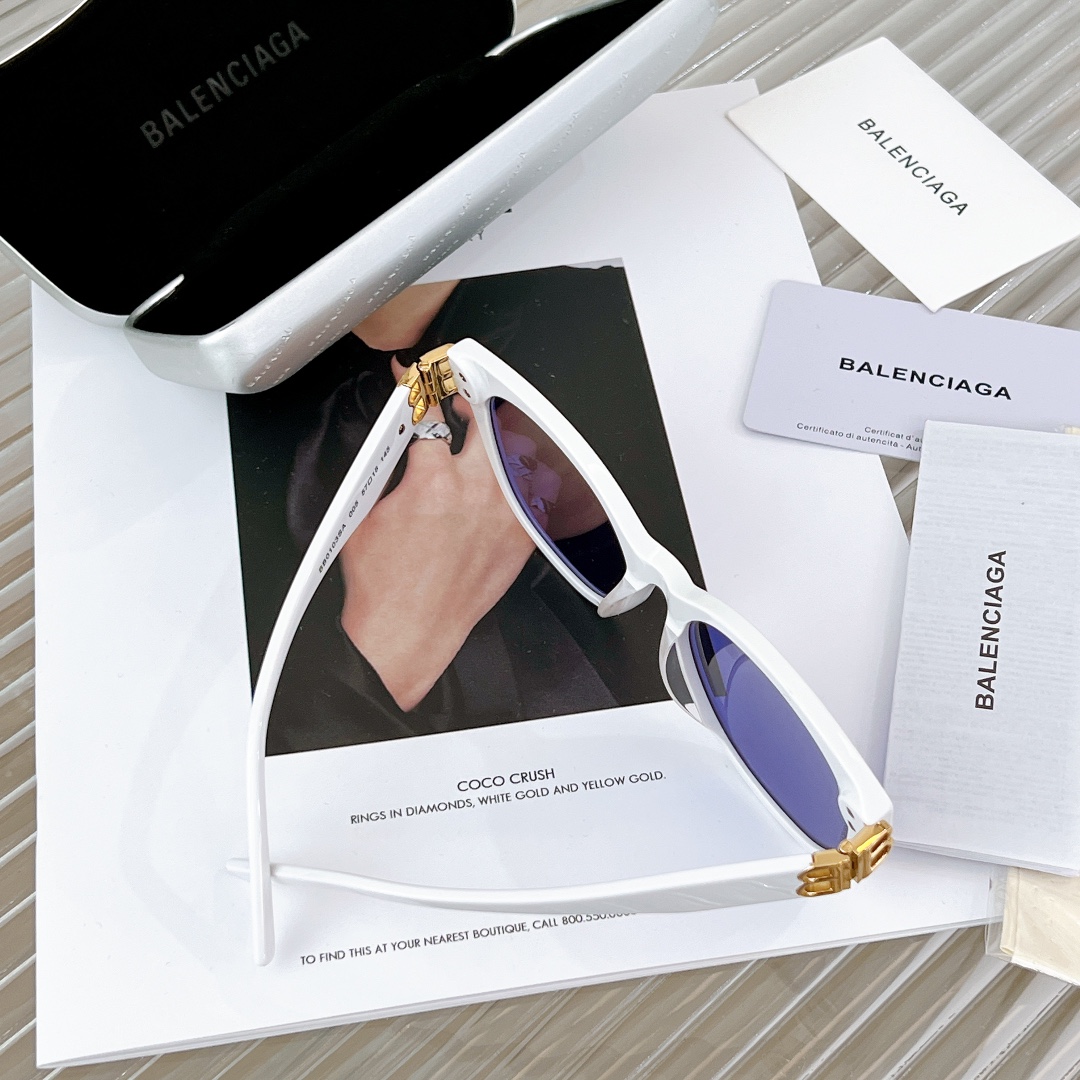 𝗕𝗔𝗟𝗘𝗡𝗖𝗜𝗔𝗚𝗔 Sunglasses