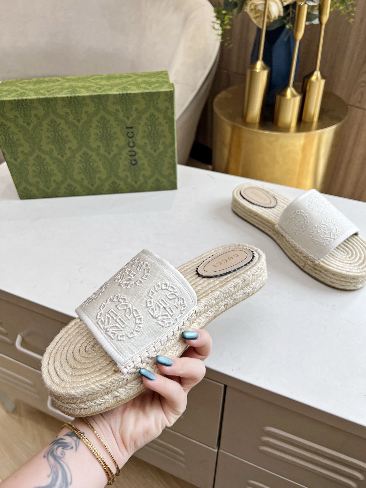 Gucci electric embroidered espadrille slippers