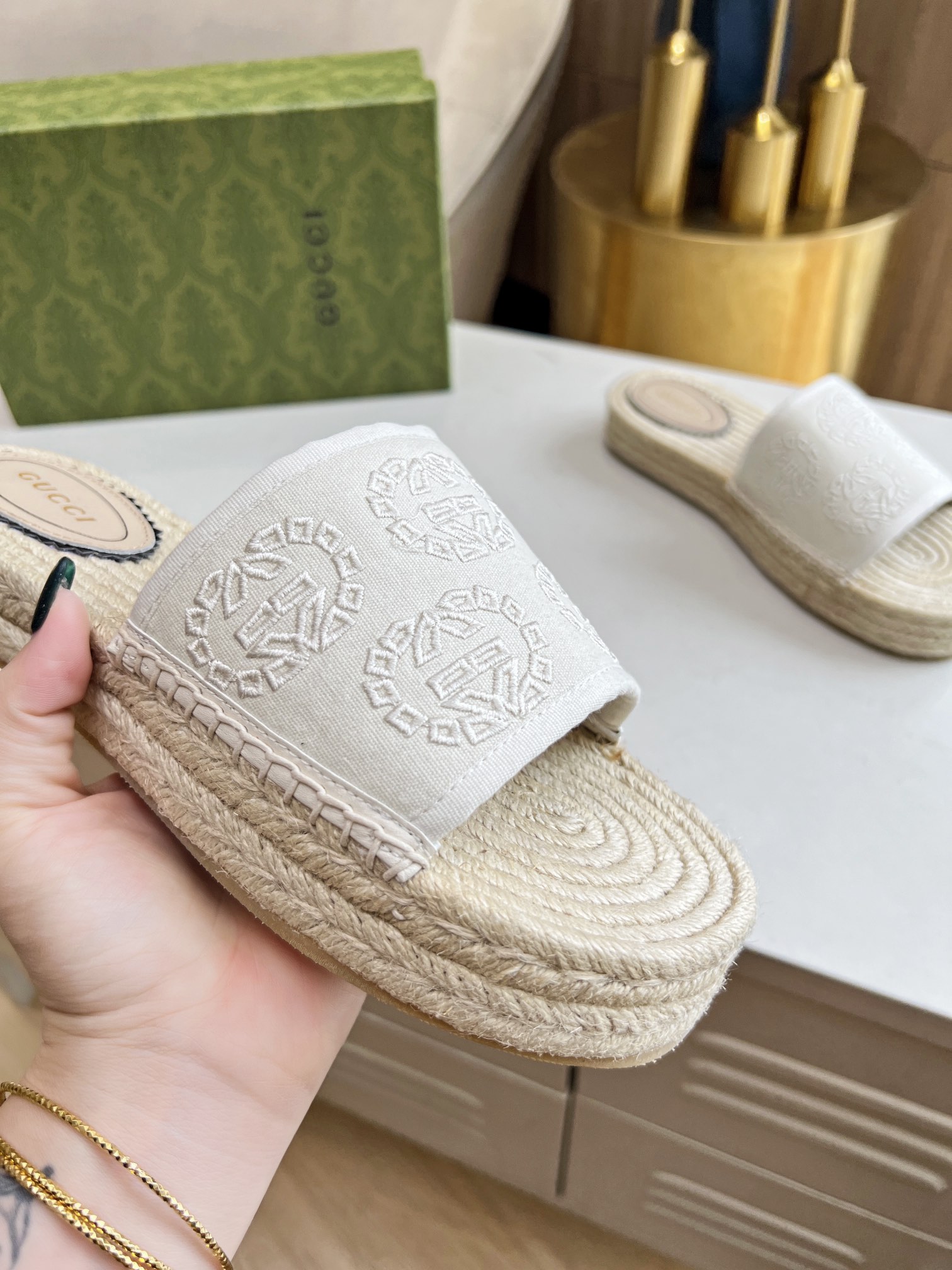Gucci electric embroidered espadrille slippers