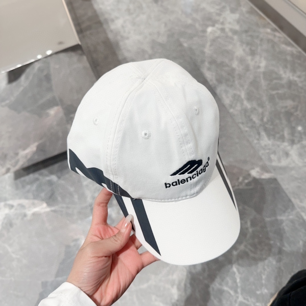 BALENCIAGA Hat