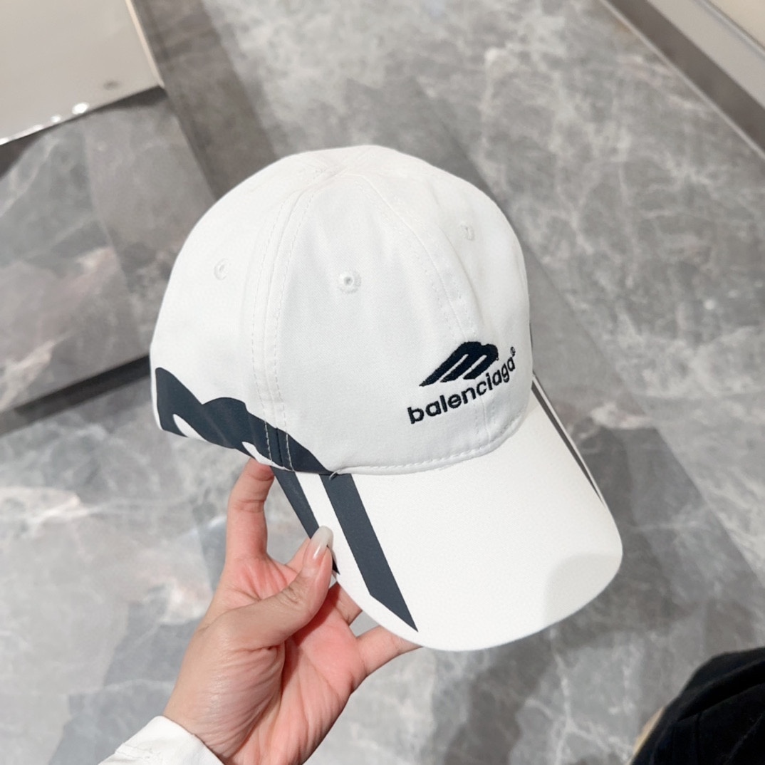 BALENCIAGA Hat