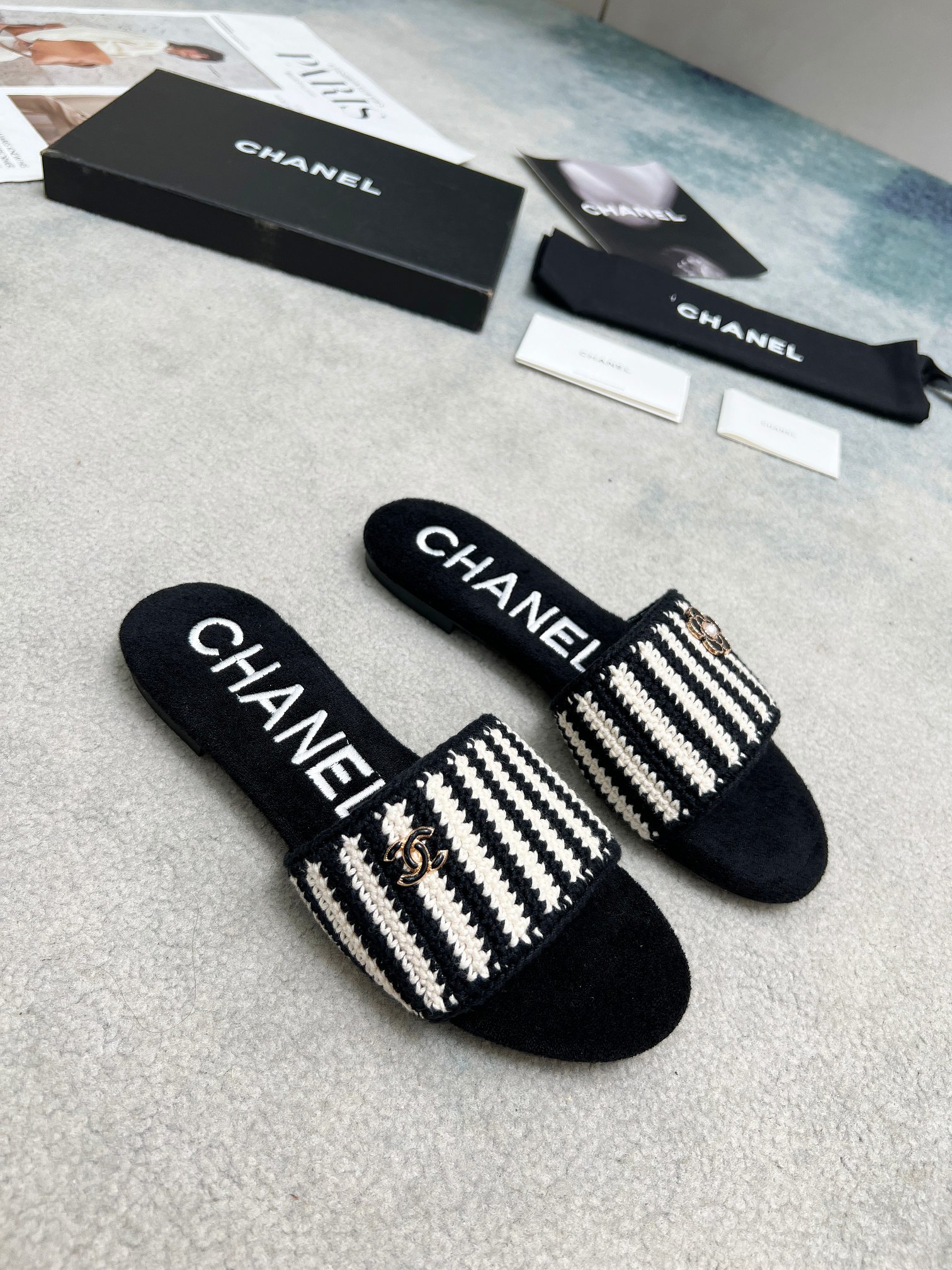 CHANEL Slippers