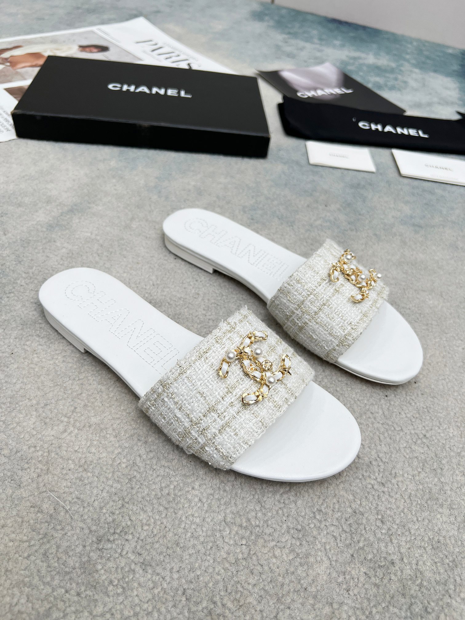 CHANEL Slippers