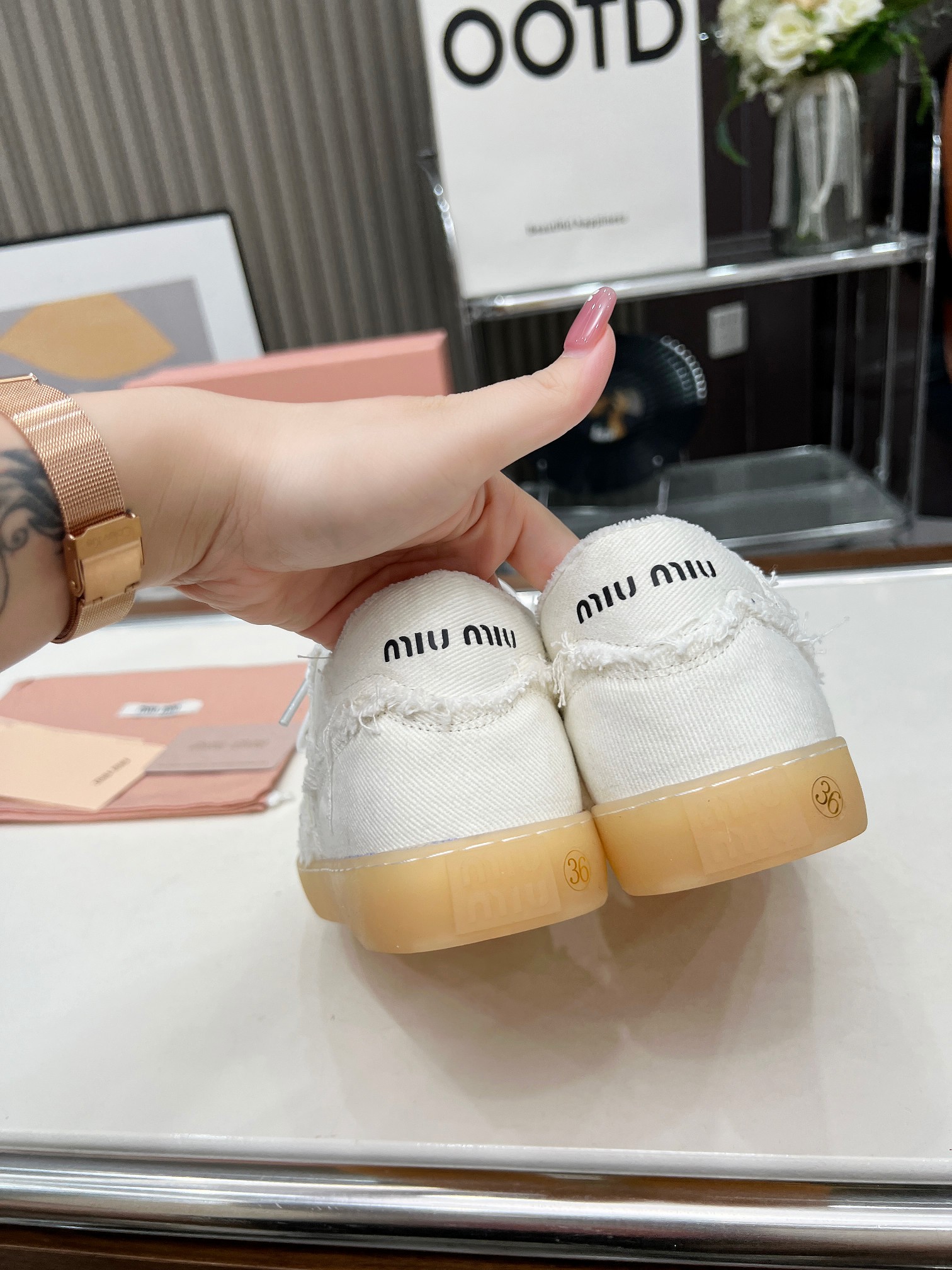 Miumiu beggar casual shoes