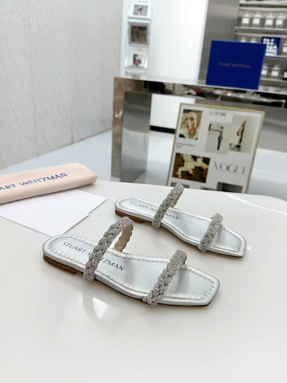 STUART WEITZMAN Woven diamond sandals flat bottomed mop