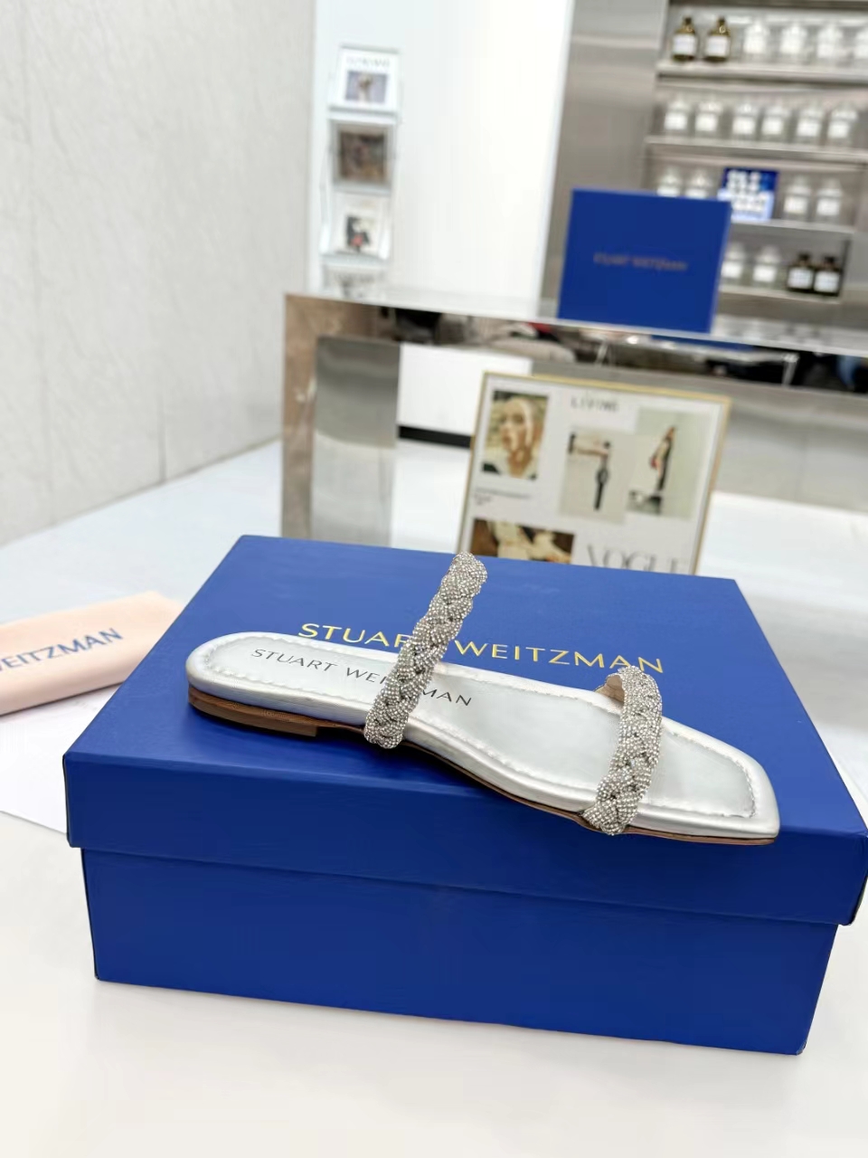 STUART WEITZMAN Woven diamond sandals flat bottomed mop