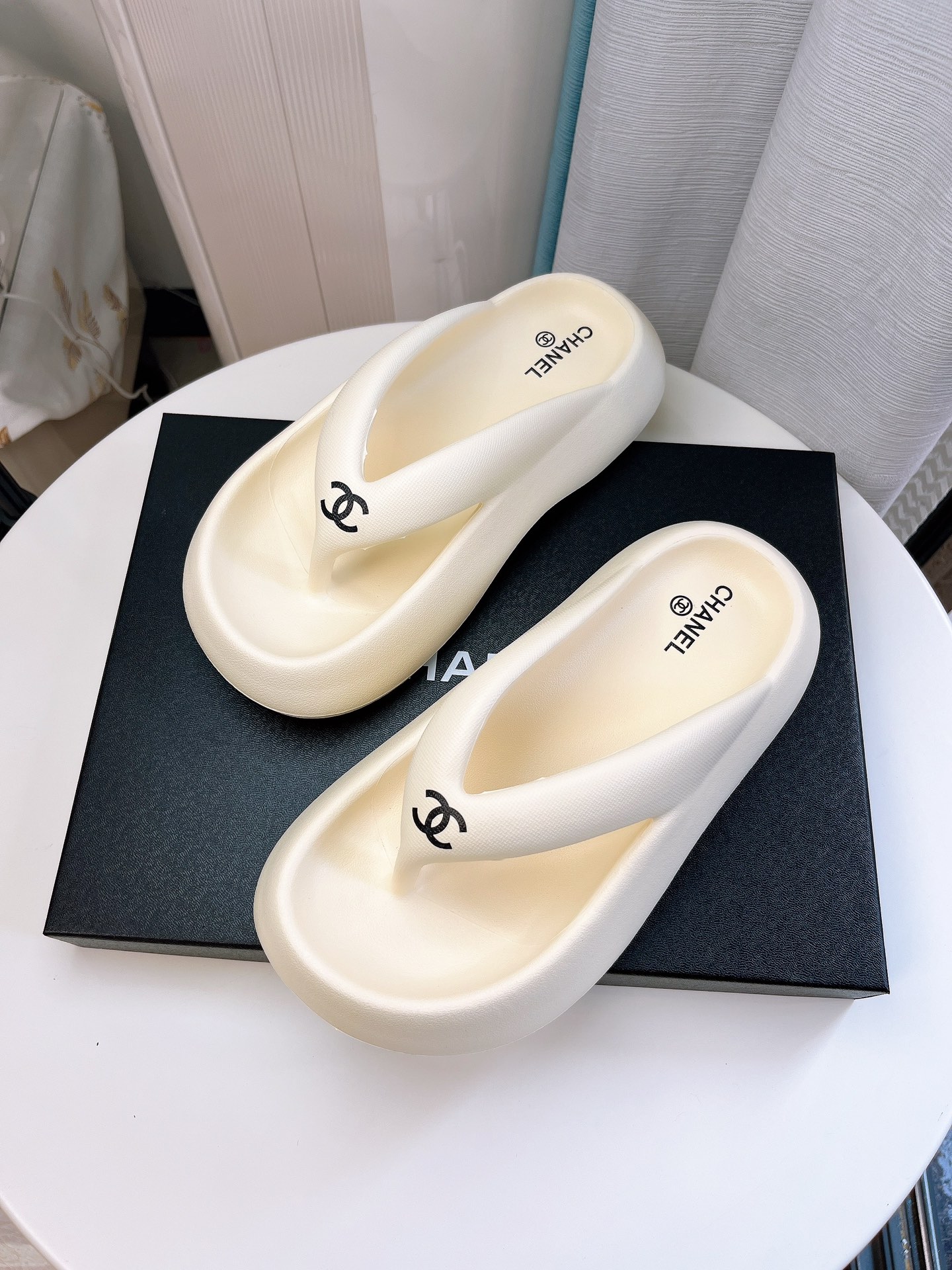 CHANEL Slippers