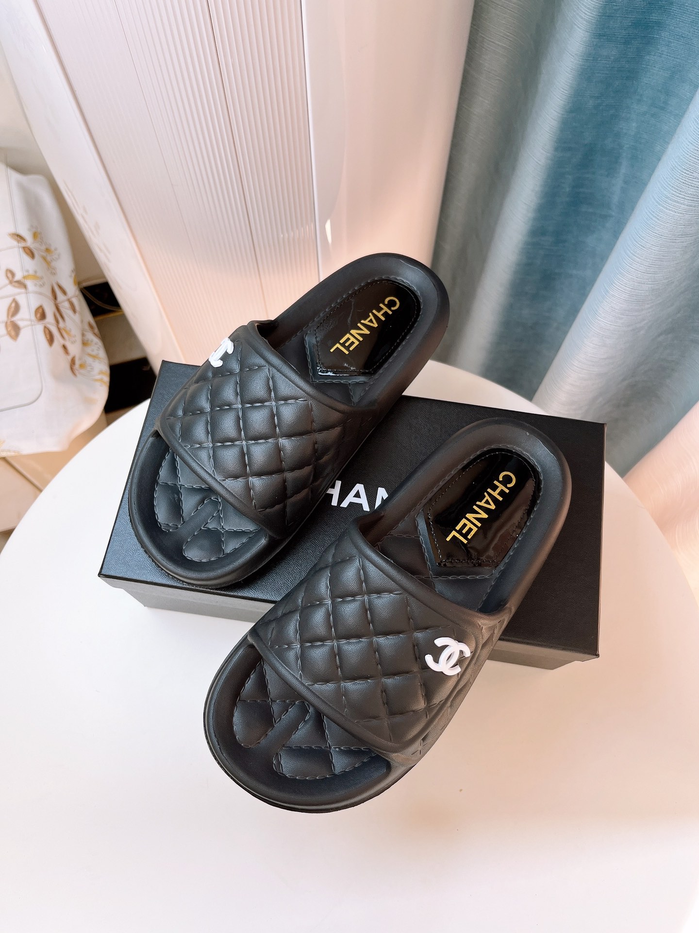 CHANEL Slippers