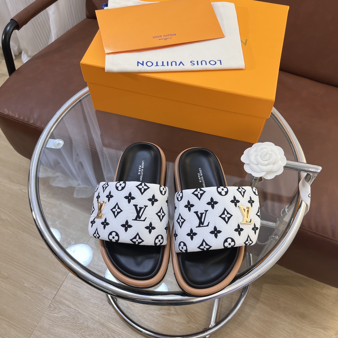 LOUIS VUITTON SLIDES