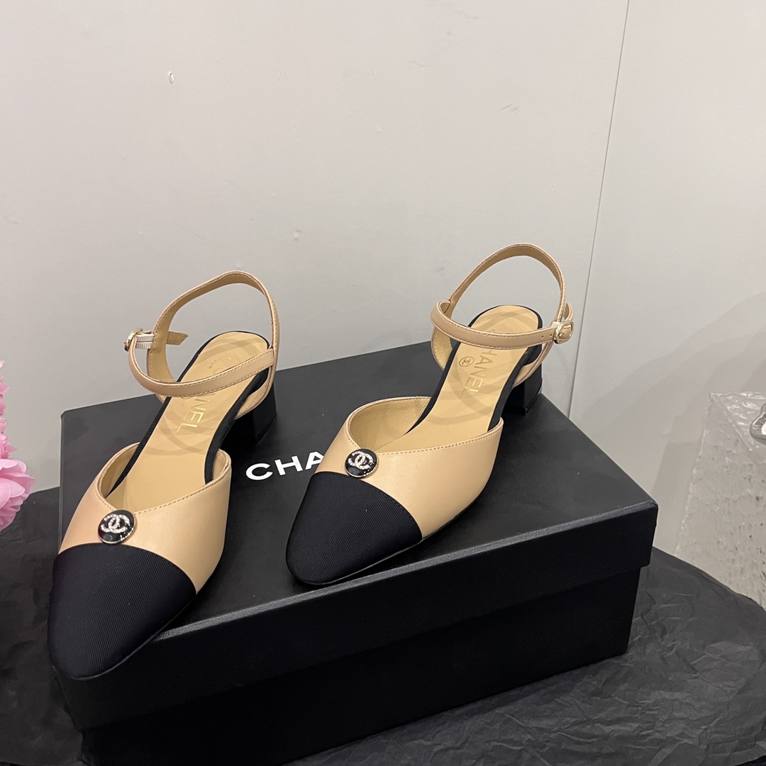 CHANEL SANDALS