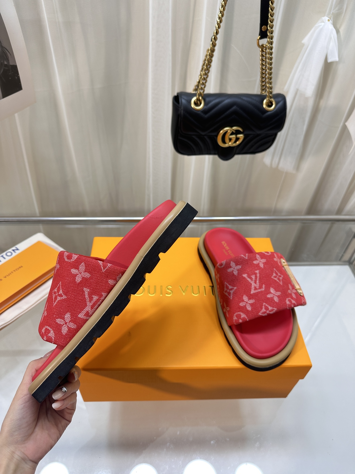 LOUIS VUITTON SLIDES