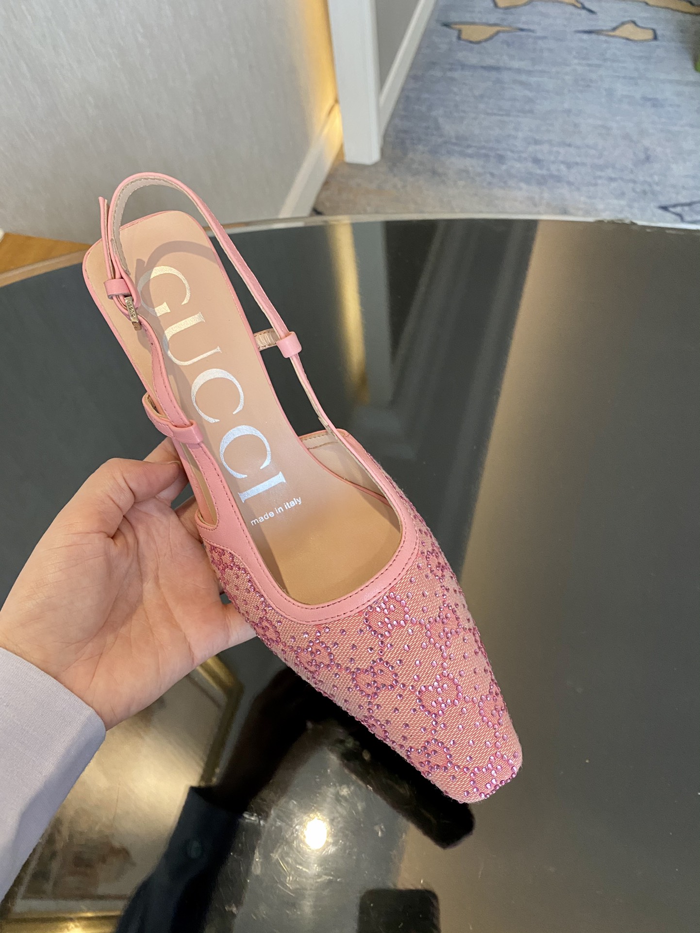 GUCCI SANDALS