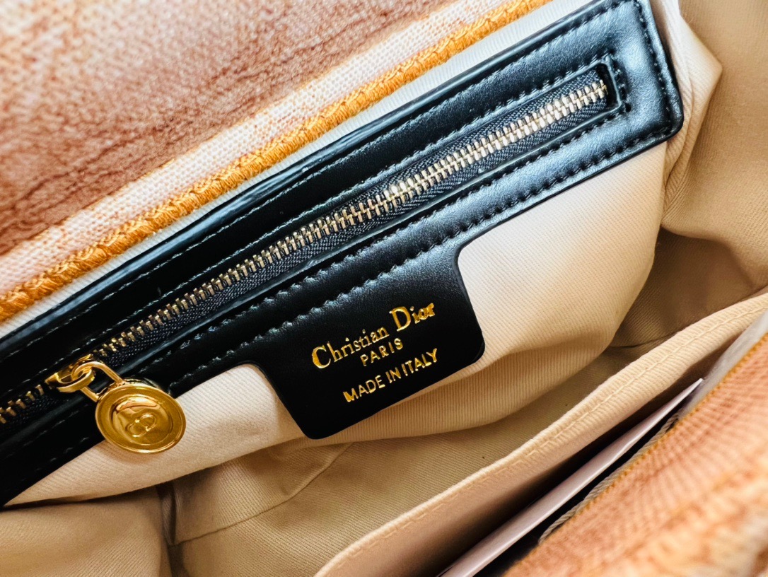 DIOR BAG