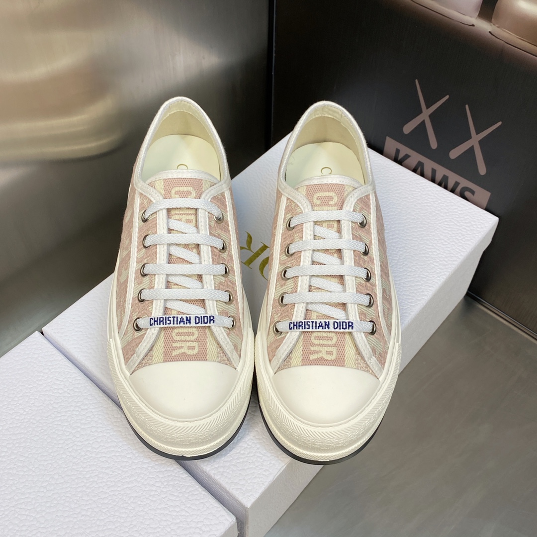 DIOR SNEAKERS