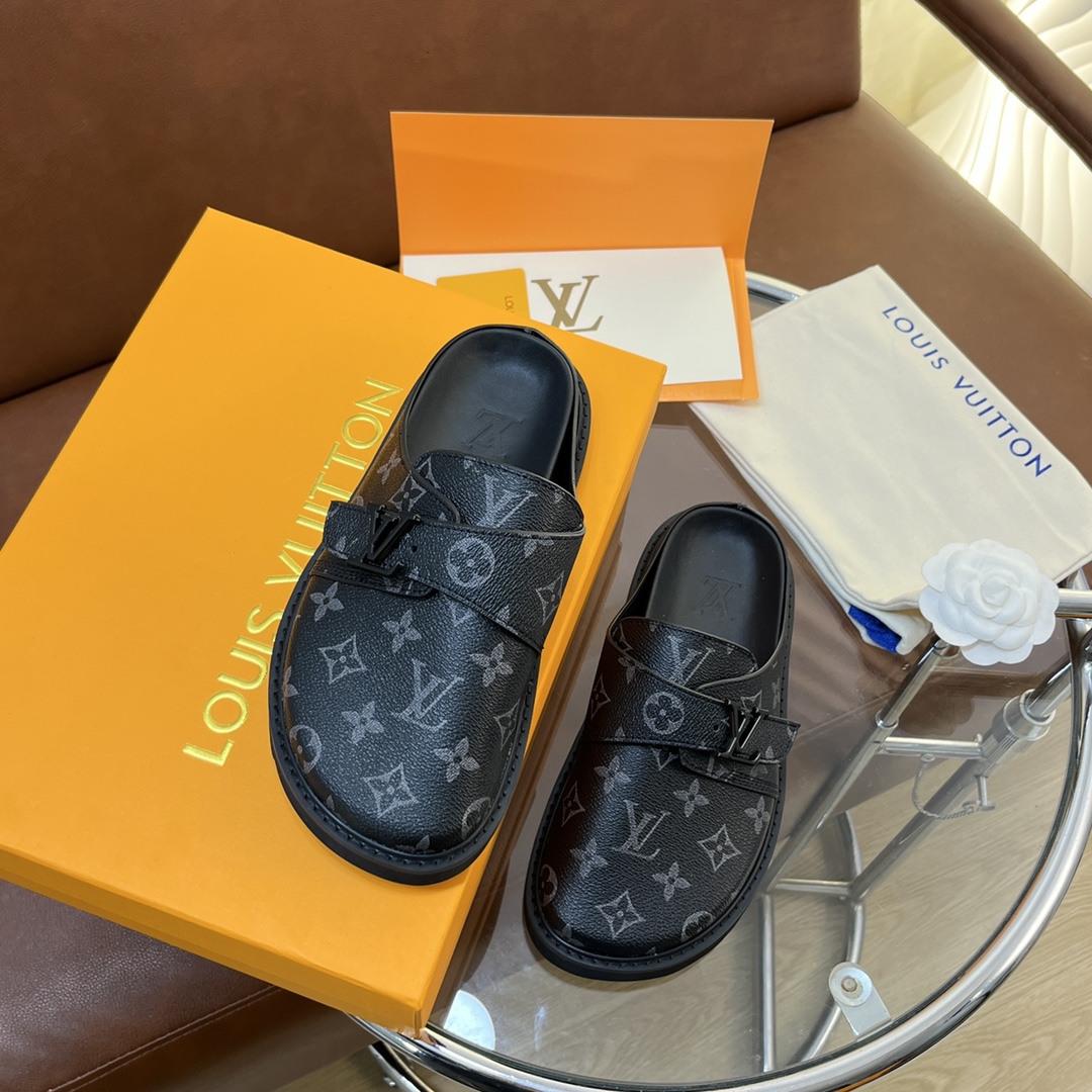 LOUIS VUITTON SLIDES