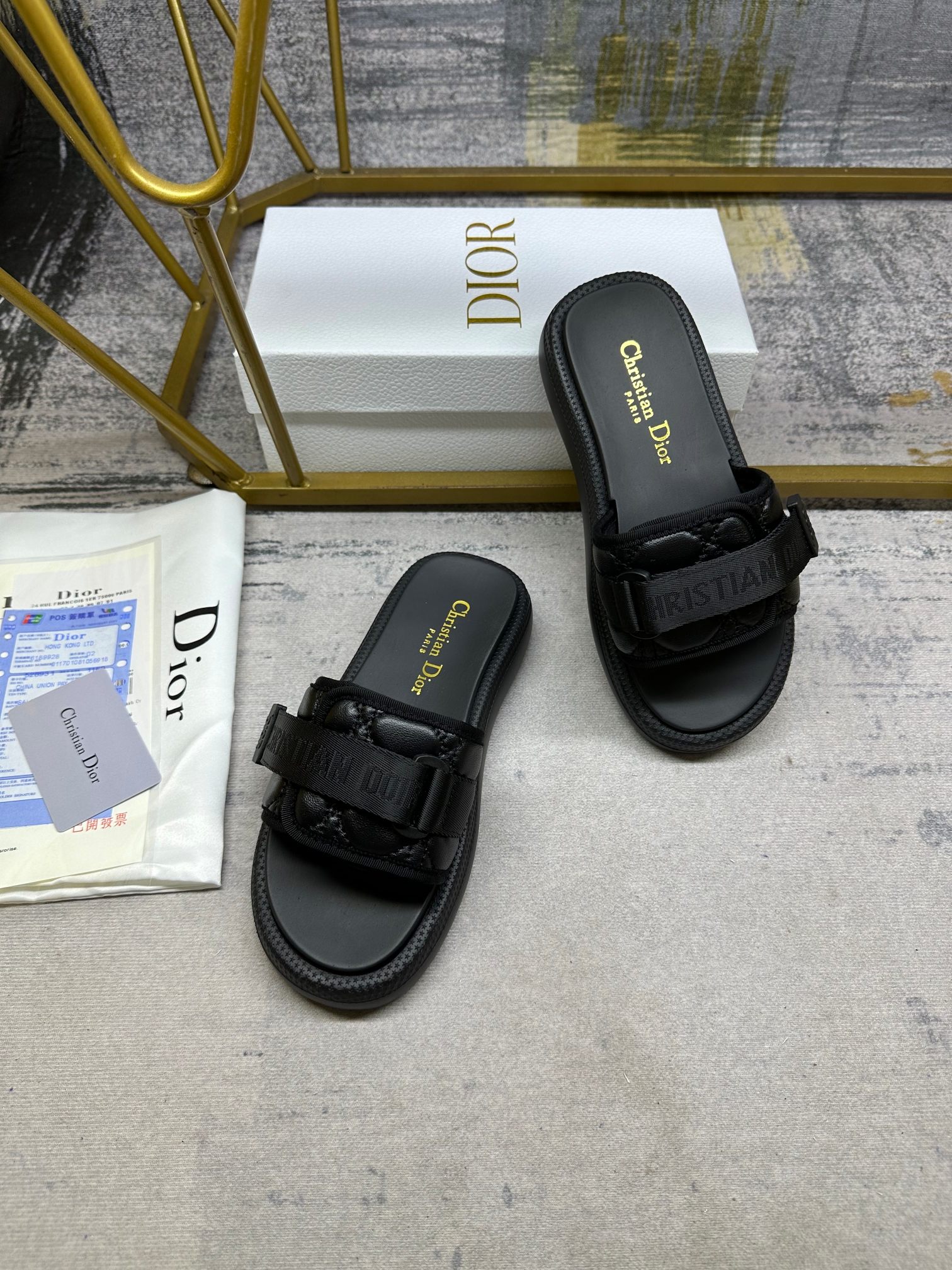 DIOR Latest Popular  SLIDES
