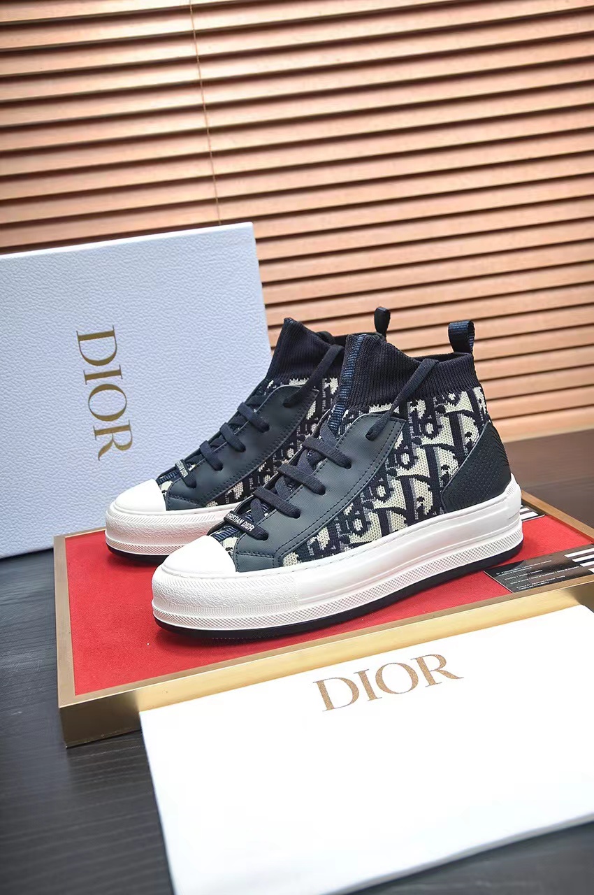 Dior Walk'N' Sneaker