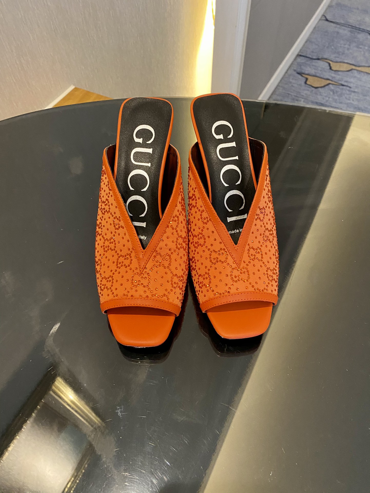GUCCI SANDALS