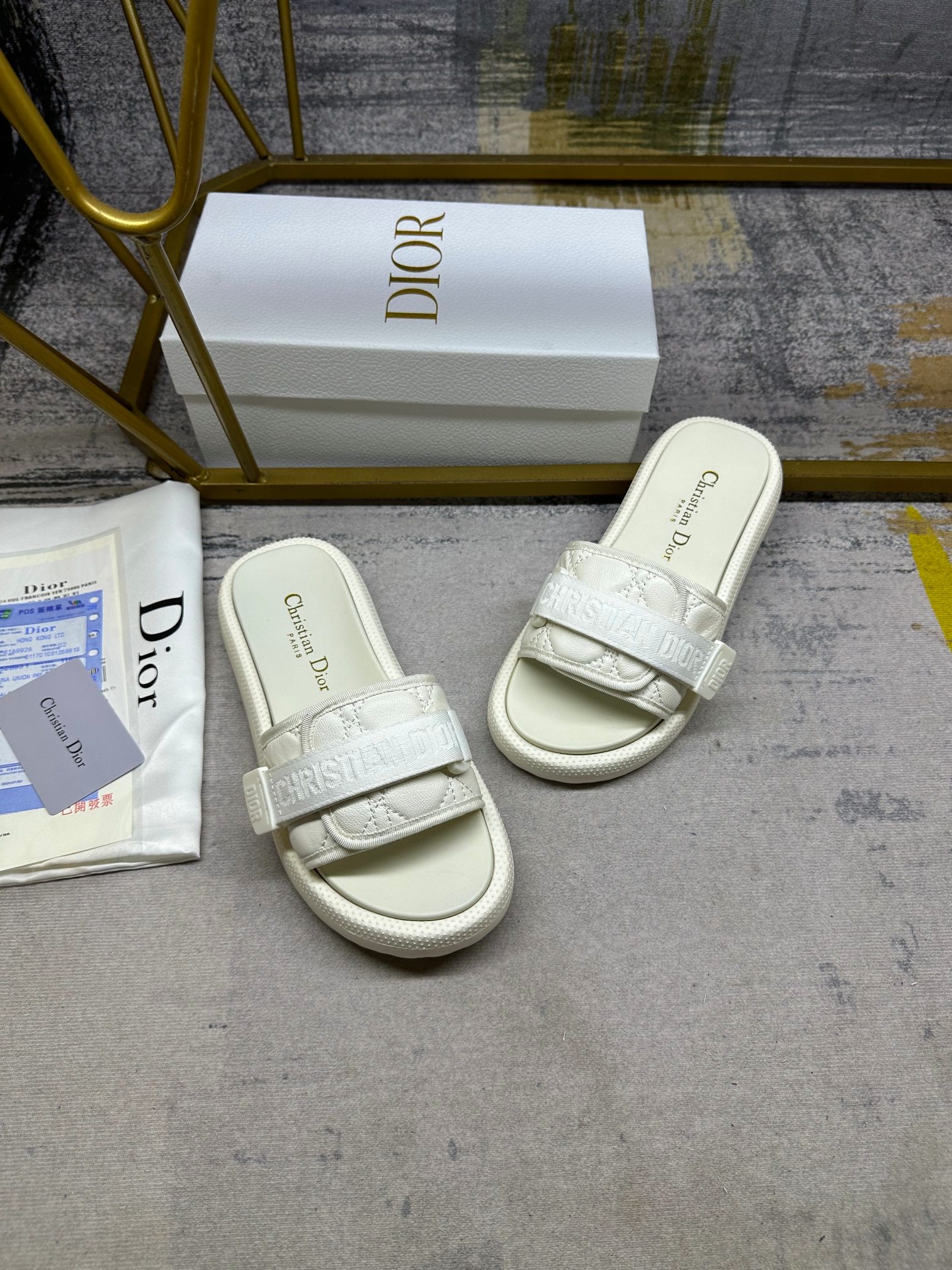 DIOR Latest Popular  SLIDES