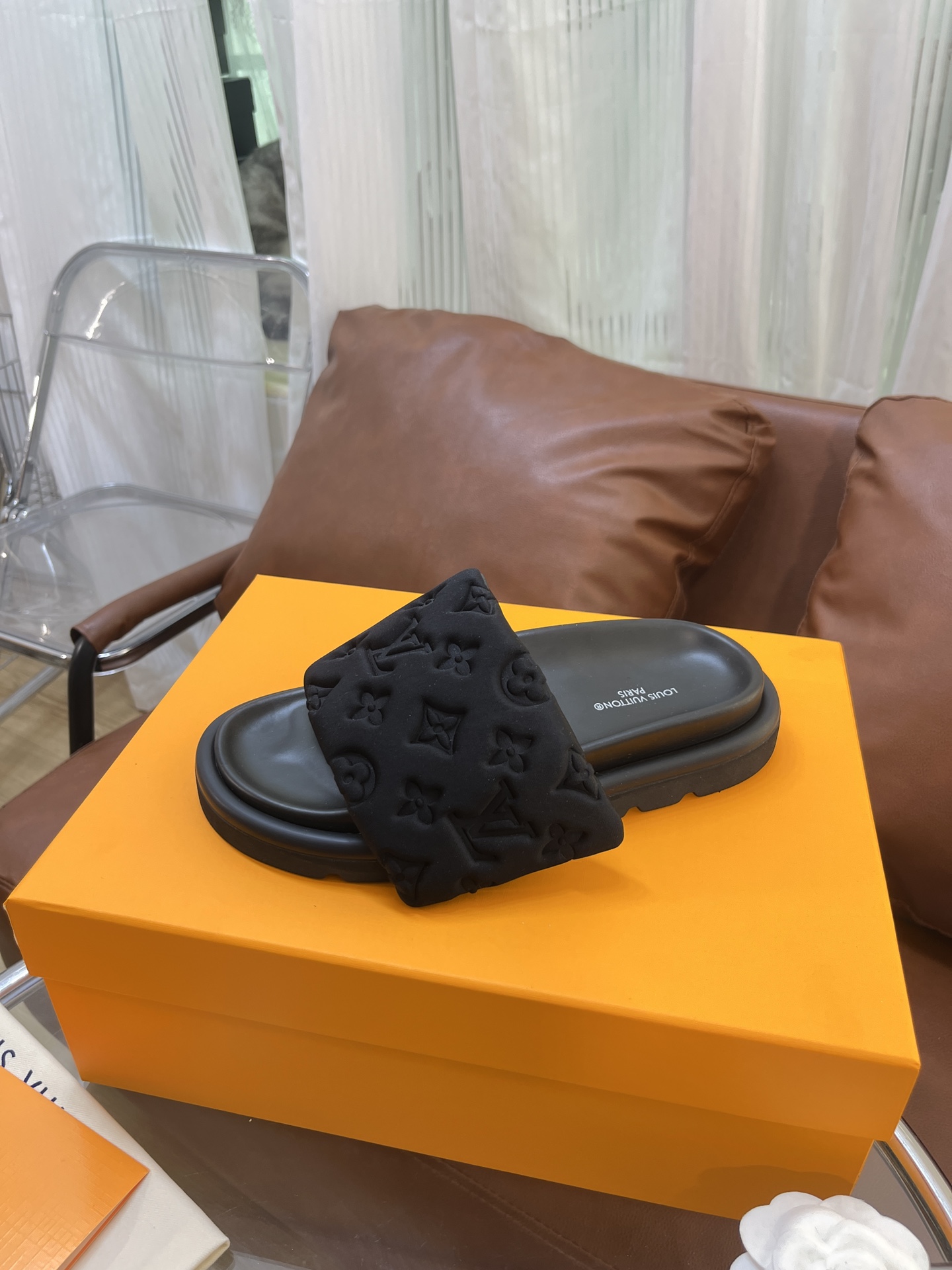 LOUIS VUITTON SLIDES