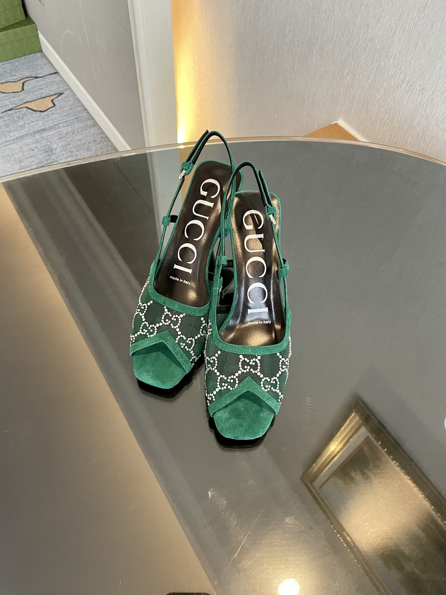GUCCI SANDALS