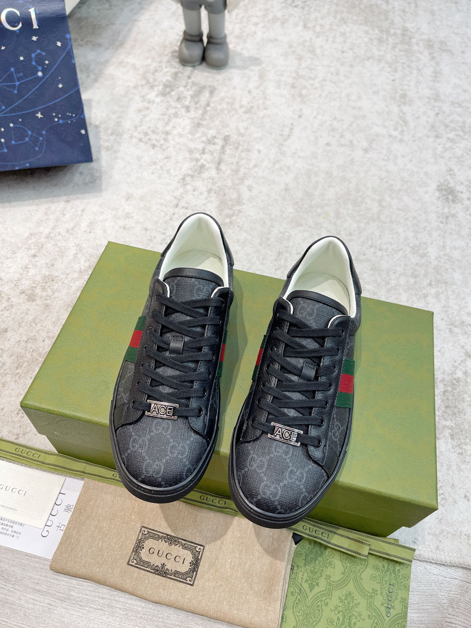 WOMEN'S GUCCI ACE SNEAKER WITH WEB