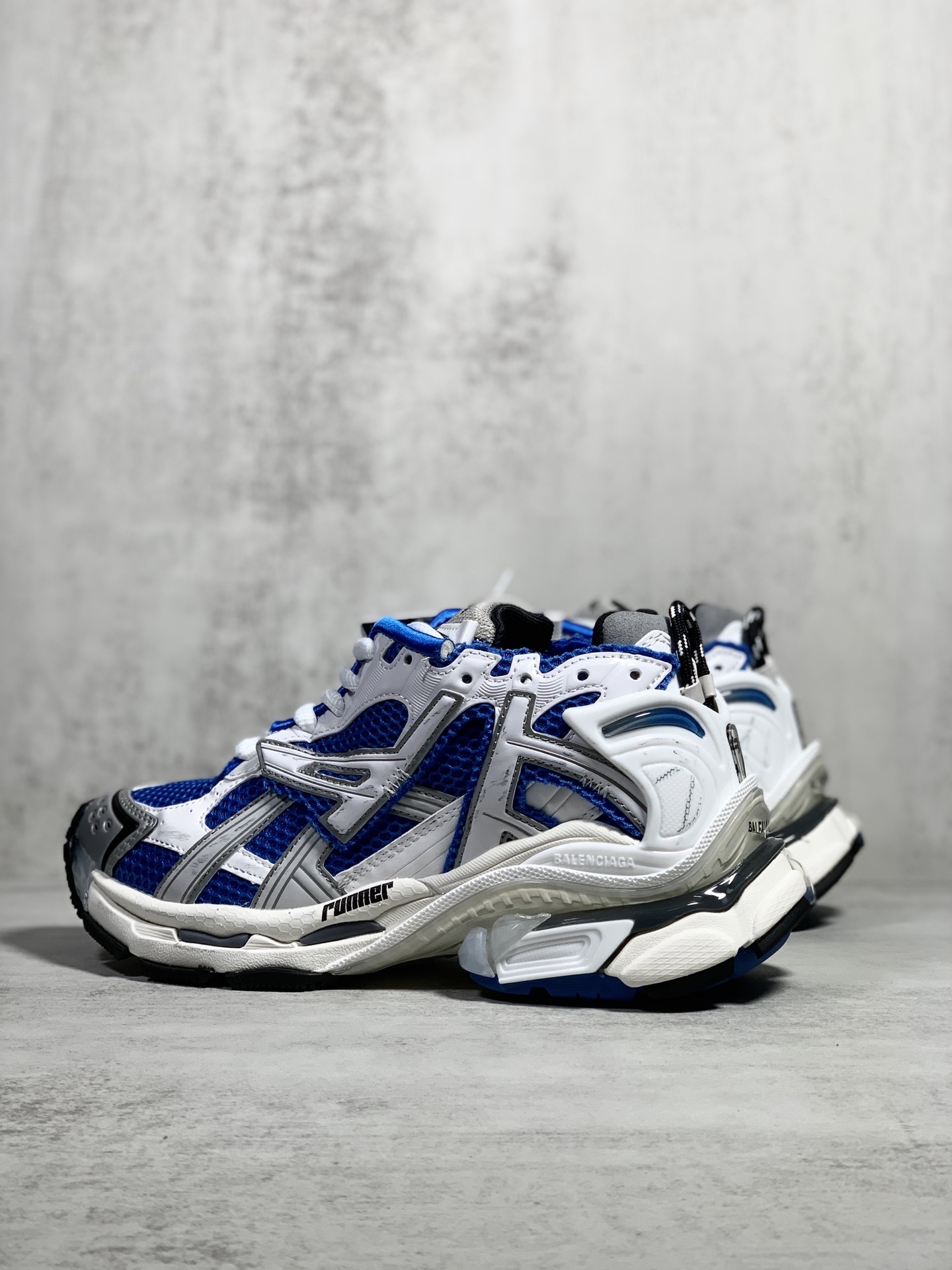 BALENCIAGA RUNNER