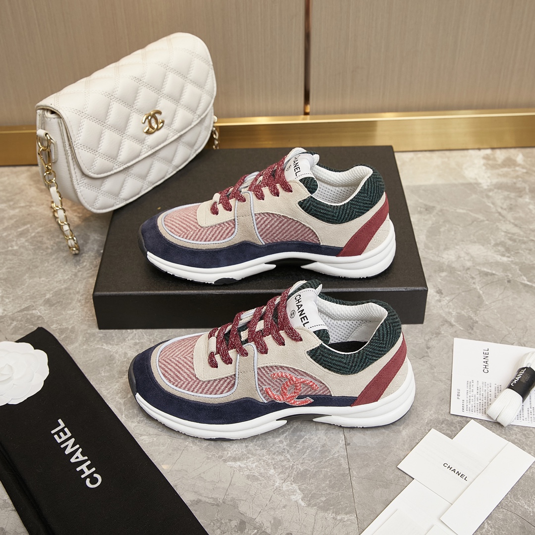 CHANEL SNEAKERS