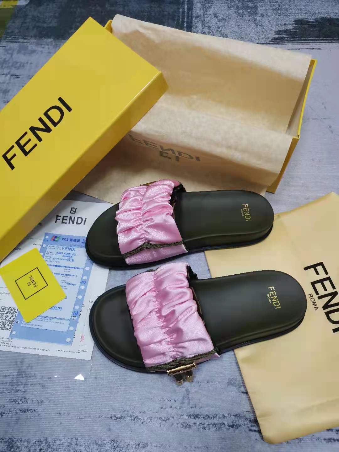 FENDI SLIDES
